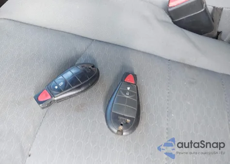 2014 Ram 1500 Express z USA, uszkodzony, nr VIN 1C6RR7KT2ES181148